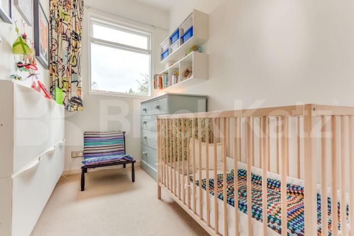 			Let, 3 Bedroom, 1 bath, 1 reception Ground Floor Flat			 Effingham Road, Hornsey